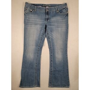 Maurices Bootcut Stretch jeans thick stitching Original Fit Womens 17/18 Short